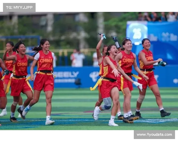 宁波奉化亚大腰旗橄榄球锦标赛盛大开幕 国际美式橄榄球联合会主席到场助阵